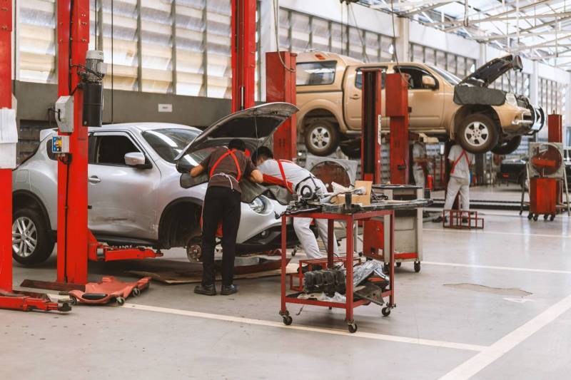 Trouver un garage qui remplace un moteur HS à Villemomble proche de Rosny-sous-Bois en Seine-Saint-Denis 93
